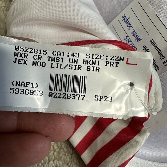 Lands End Bikini Top Size 22W Striped Red White Coral Underwire Twist Front - Picture 7 of 8